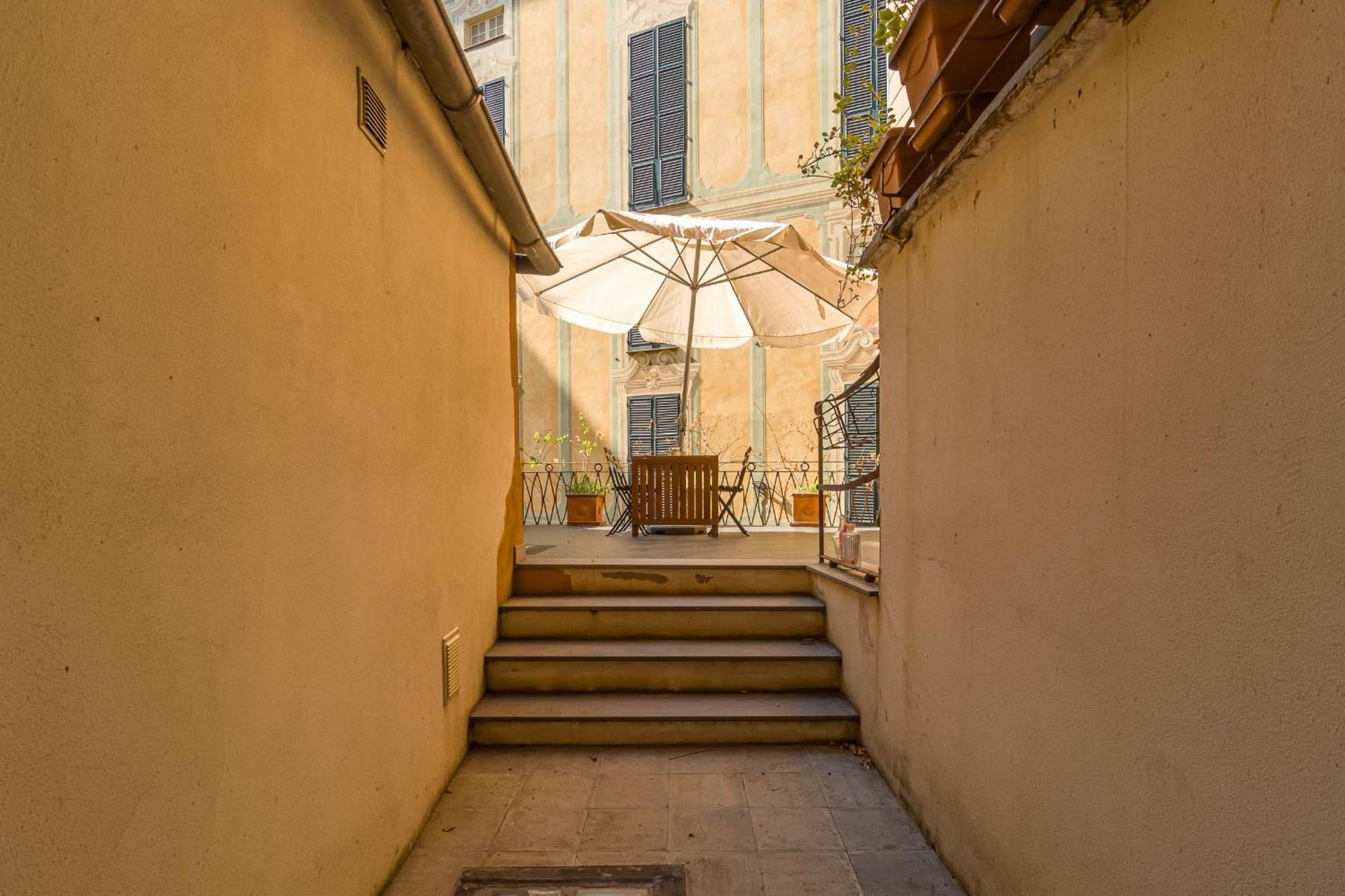 The Elegance Of Genoa! Santa Caterina Charming * Genova